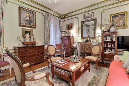 Sala Apartamento mobilado - 103m²  - 3 quartos - Saint-Lazare - Paris