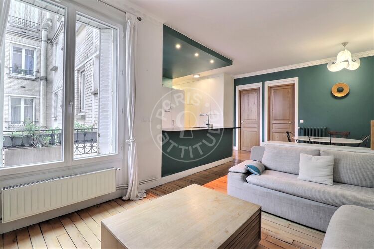 Living room - Furnished 2 bedrooms - Paris 75018 - 12164