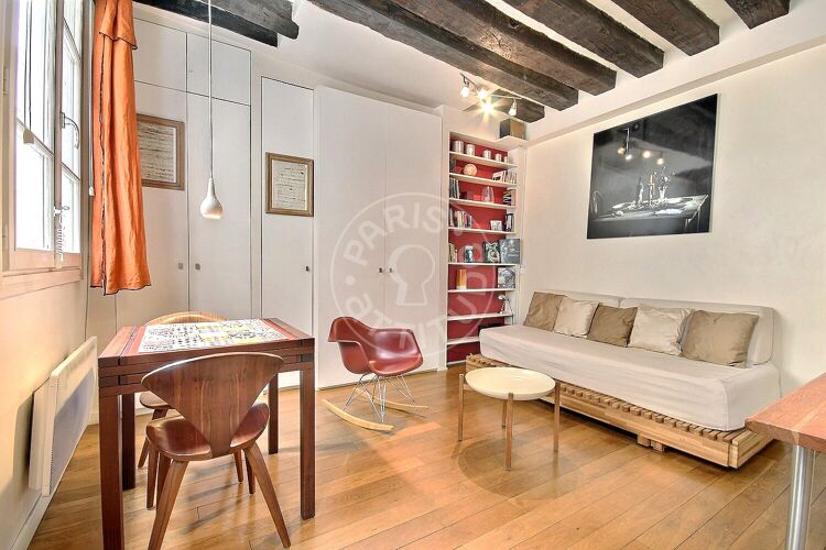 Salon - Studio meublé - Paris 75002 - 12230