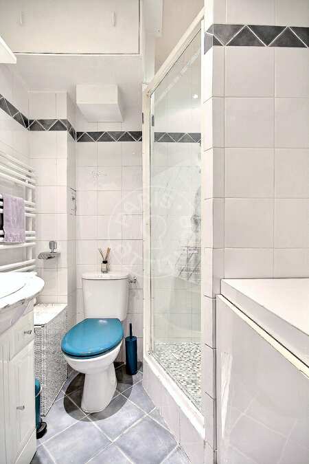 Baño Estudio amueblado - 19m²  - Montorgueil - París
