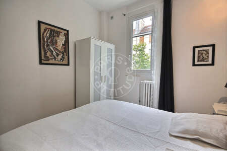 Bedroom Furnished apartment - 40m²  - 1 bedroom - Gare de l'Est / Gare du Nord - Paris