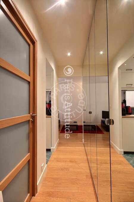 Entrée Appartement meublé - 39m² - 1 chambre - Hôtel de Ville - Paris