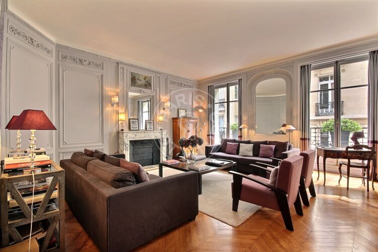 Living room - Furnished 5 bedrooms and more - Paris 75016 - 12315