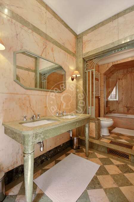 Bagno Appartamento arredato - 226m²  - 5 locali e più - Rue de la Pompe - Parigi