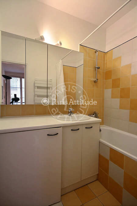 Salle de bain Appartement meublé - 40m²  - 1 chambre - Saint-Germain - Paris