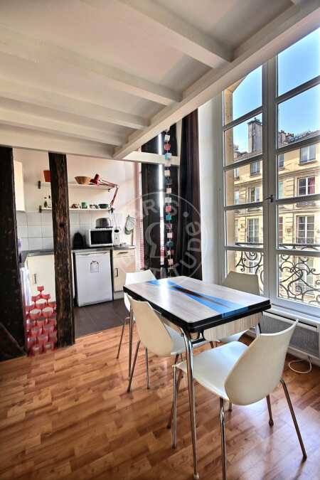 Dining room Furnished studio - 29m²  - Châtelet - Paris