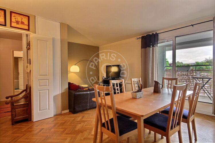 Living room - Furnished 2 bedrooms - Paris 75019 - 12366