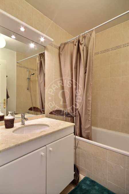 Badezimmer Möblierte wohnung - 70m²  - 2 Zimmer - Cité des Sciences / La Villette - Paris