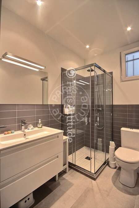 Bathroom Furnished apartment - 50m²  - 1 bedroom - Pasteur - Paris