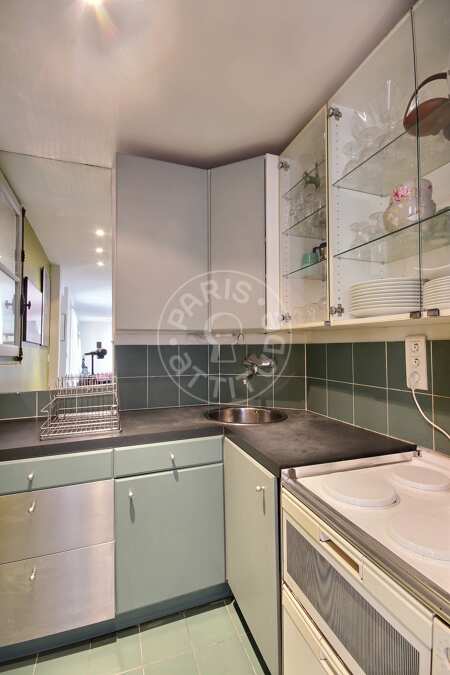 Kitchen Furnished studio alcove - 60m²  - Poissonnière - Paris