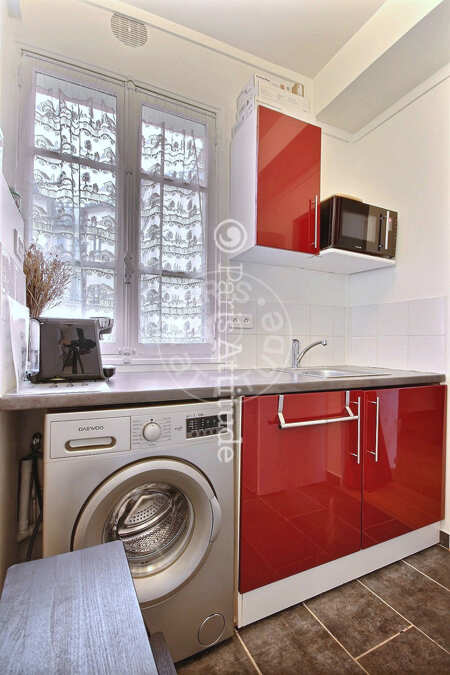 Cuisine Studio meublé - 21m² - Musée Picasso - Paris