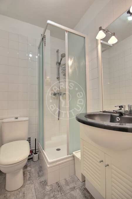 Bagno Appartamento arredato - 27m²  - 1 locale - Bir-Hakeim - Parigi