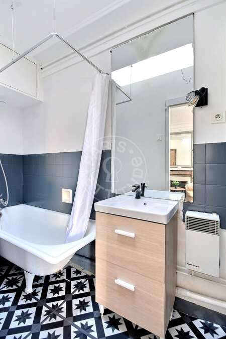 Salle de bain Studio alcove meublé - 29m²  - Saint-Germain - Paris