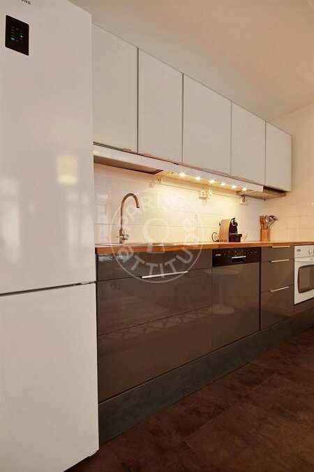 Kitchen Furnished apartment - 60m²  - 2 bedrooms - Faubourg Saint-Martin - Paris