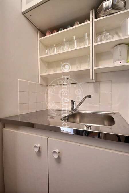 Cuisine Studio meublé - 22m² - Pyramides / Palais Royal - Paris