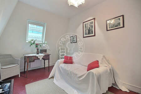 Salon Appartement meublé - 30m²  - 1 chambre - Avenue Foch - Paris