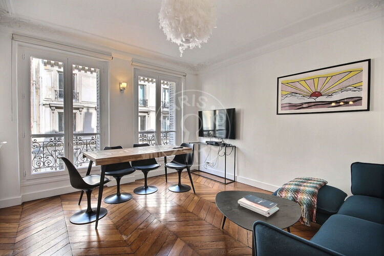 Living room - Furnished 1 bedroom - Paris 75009 - 12724