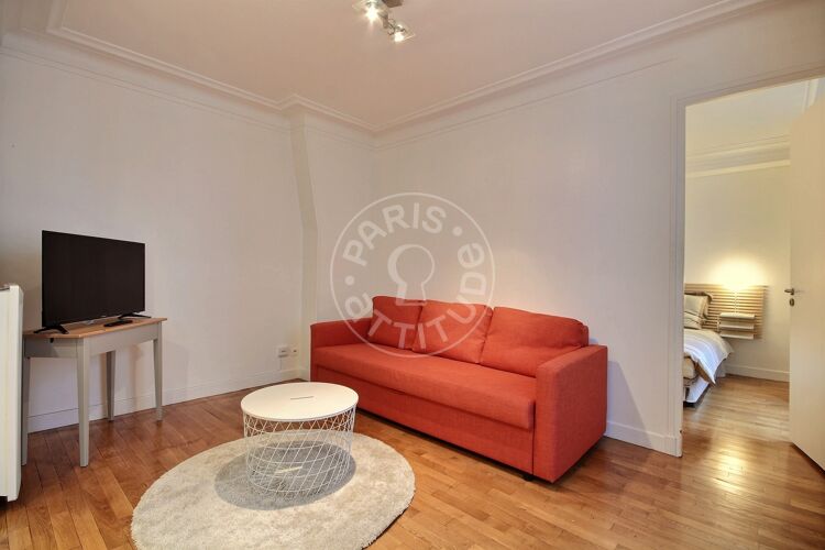 Living room - Furnished 1 bedroom - Paris 75018 - 12727