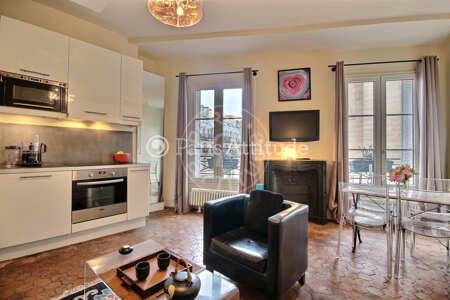 Sala Apartamento mobilado - 36m²  - 1 quarto - Pyramides / Palais Royal - Paris