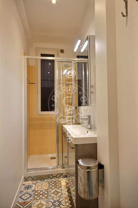 Casa de banho Apartamento mobilado - 56m²  - 2 quartos - Convention - Paris