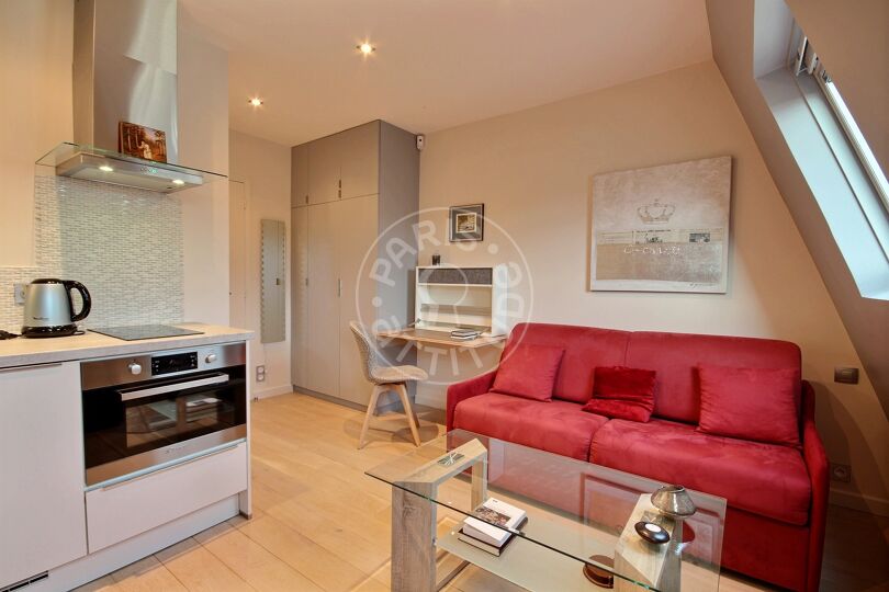 Quitinete mobiliado - Paris 75008 - 12789