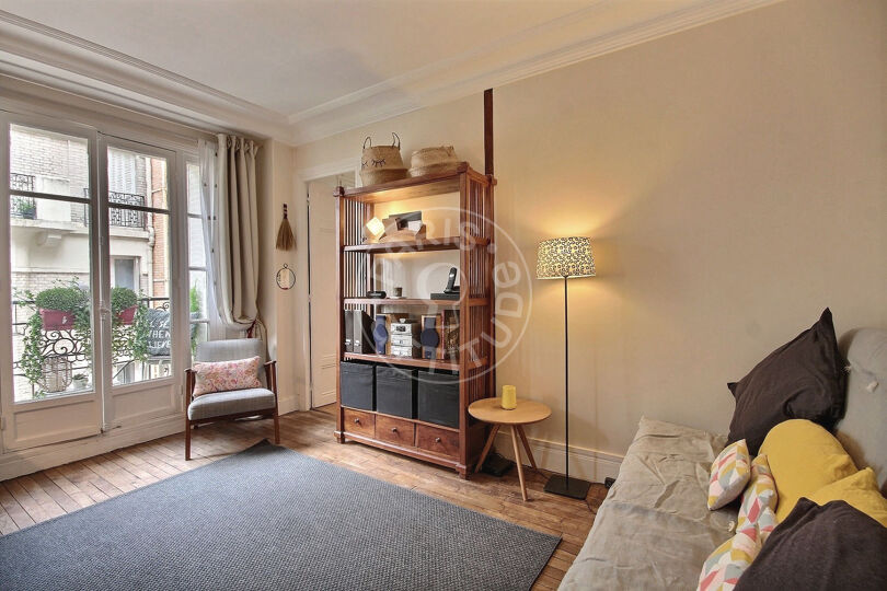 Quitinete mobiliado - Paris 75015 - 12803