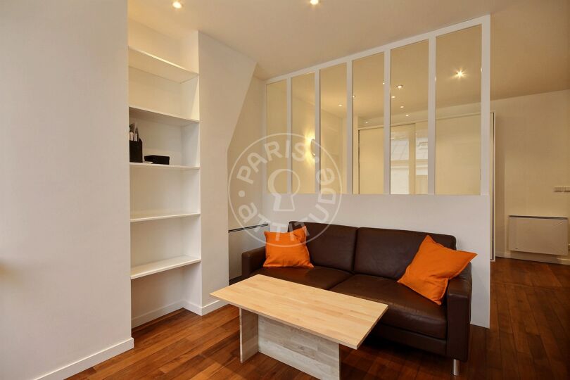 Estudio con alcoba amueblado - París 75018 - 12832