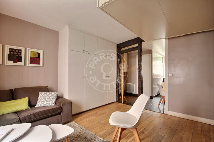 Quitinete mobiliado - Paris 75018 - 12858