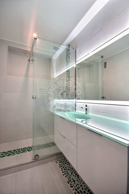 Bathroom Furnished studio alcove - 34m²  - Jasmin / Mozart - Paris