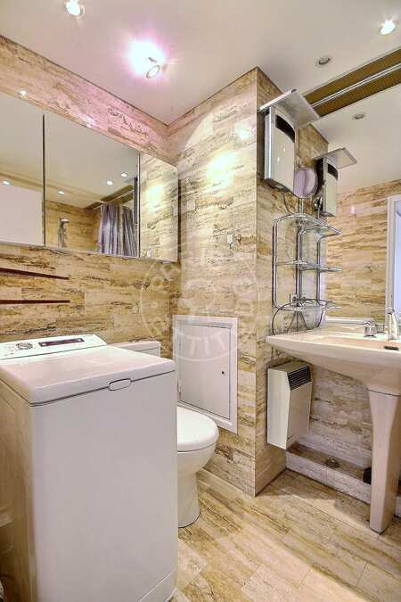 Baño Piso amueblado - 56m²  - 1 dormitorio - Alma-Marceau - París