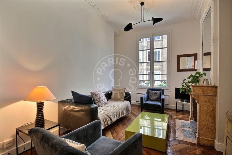 Living room - Furnished 1 bedroom - Paris 75010 - 12898