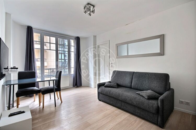 Living room - Furnished studio - Paris 75018 - 12906