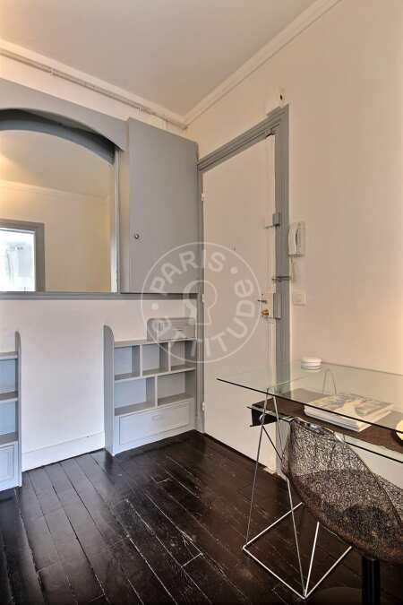 Entrée Appartement meublé - 34m²  - 1 chambre - Jules Joffrin - Mairie du 18ème - Paris