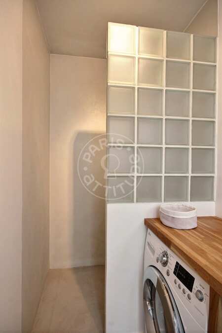 Bathroom Furnished apartment - 50m²  - 1 bedroom - Latin / Saint-Michel - Paris