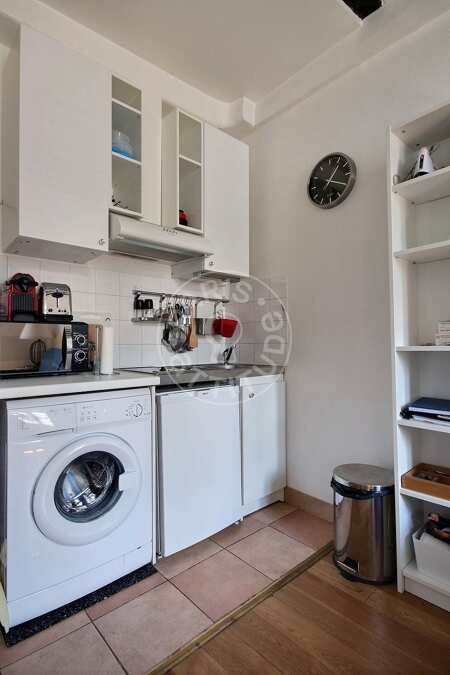 Kitchen Furnished studio - 18m²  - Montorgueil - Paris