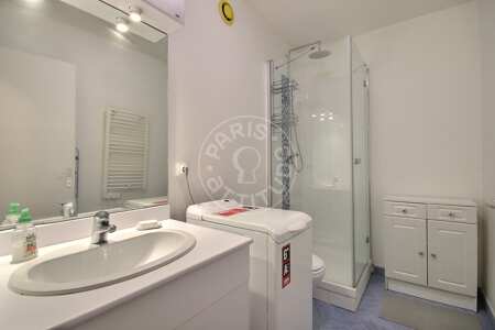 Badezimmer Möblierte studio - 35m²  - Place des Fêtes - Paris