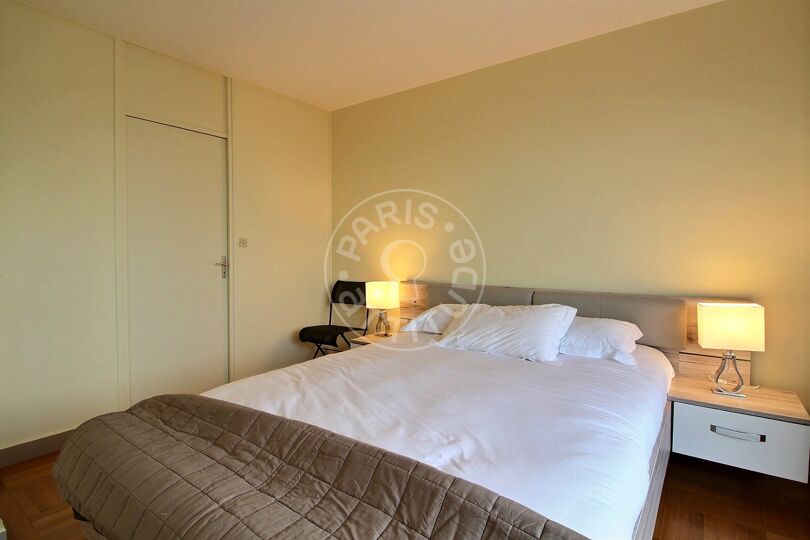 1 locale arredato - Parigi 75006 - 13066