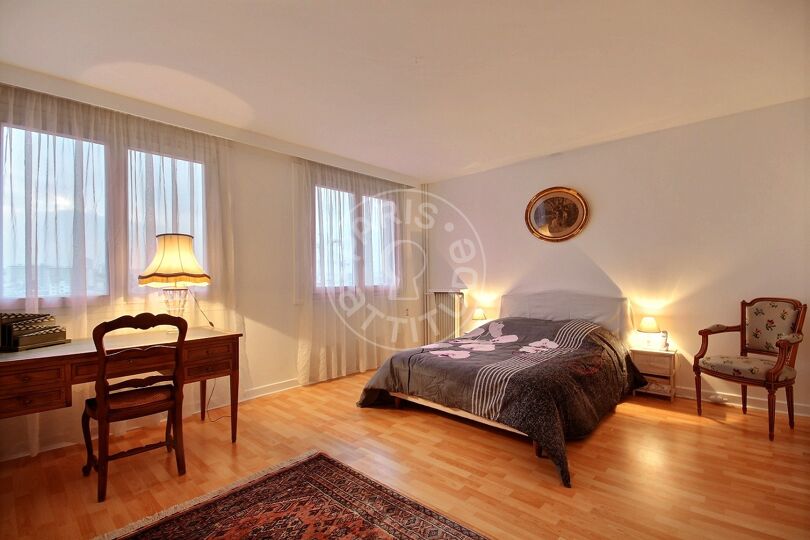 Furnished 2 bedrooms - Issy-les-Moulineaux 92130 - 13068
