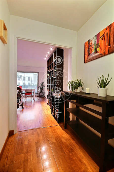 Entrada Apartamento mobilado - 62m² - 2 quartos - Ménilmontant - Paris