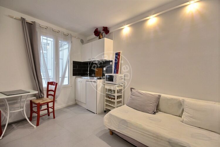 Salon - Studio meublé - Paris 75009 - 13095