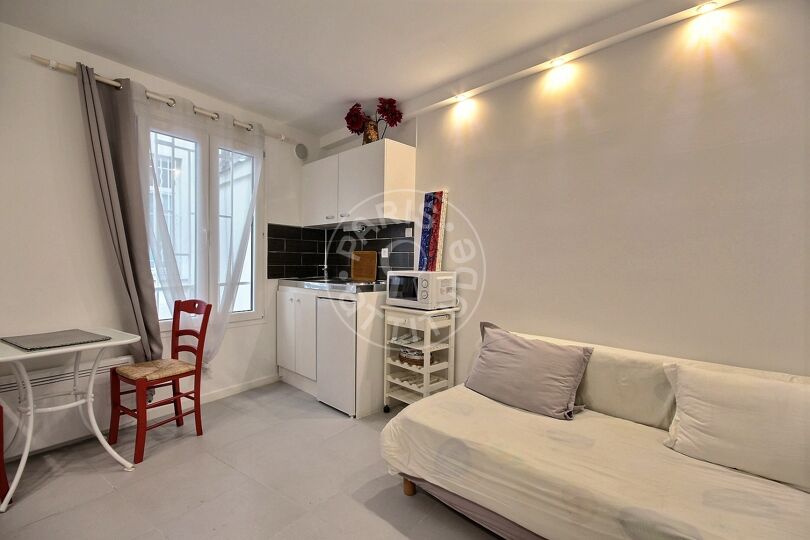 Estudio amueblado - París 75009 - 13095
