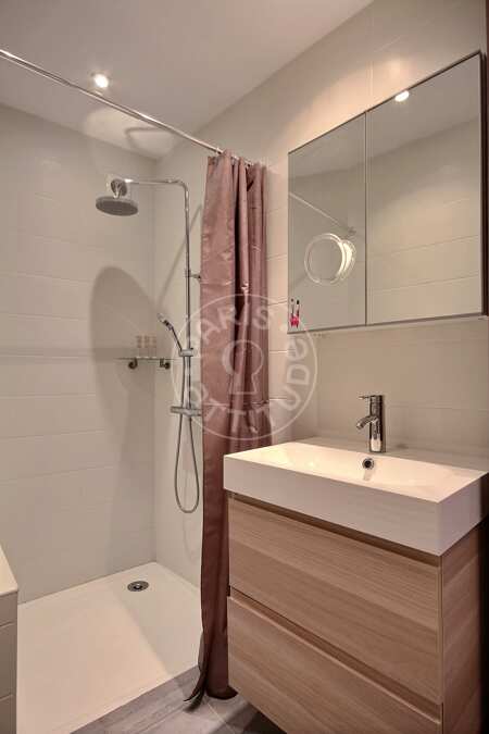 Bagno Appartamento arredato - 40m²  - 1 locale - Arts et Métiers - Parigi