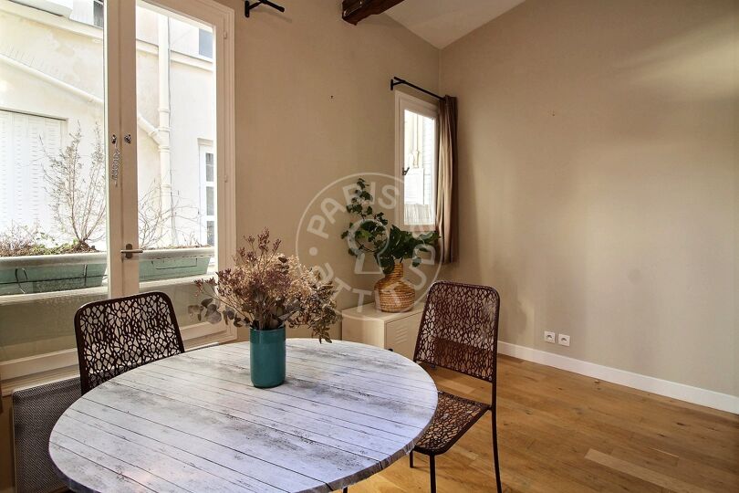 Estudio amueblado - París 75009 - 13110