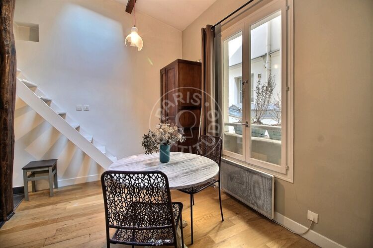 Living room - Furnished studio - Paris 75009 - 13110