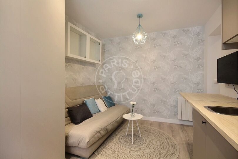 Quitinete mobiliado - Paris 75017 - 13133