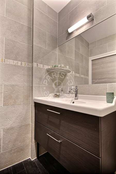 Casa de banho Apartamento mobilado - 35m²  - 1 quarto - Ile Saint-Louis - Paris