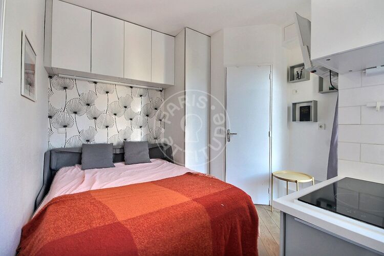 Salon - Studio meublé - Paris 75016 - 13150