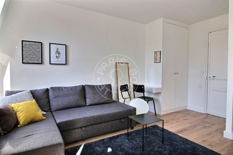 Estudio con alcoba amueblado - París 75008 - 13156