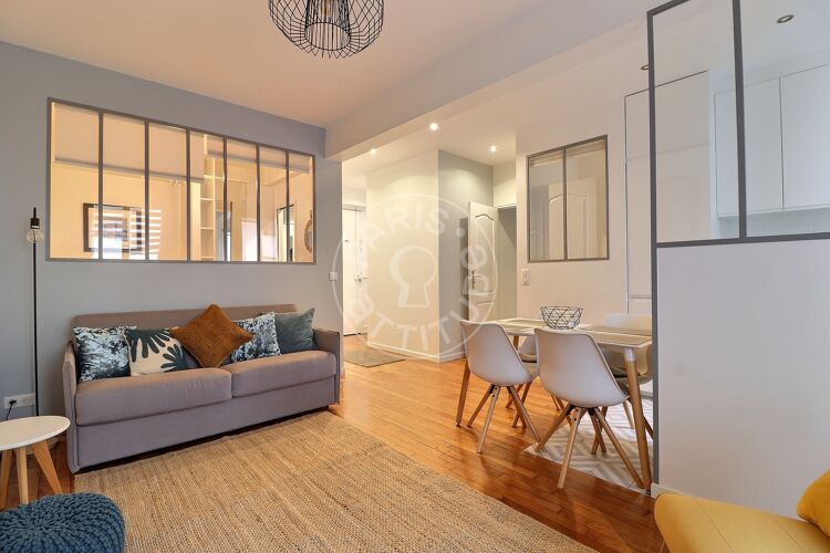 Living room - Furnished 2 bedrooms - Paris 75011 - 13157