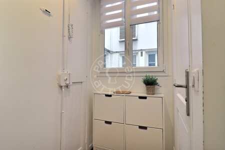 Entrance Furnished apartment - 47m²  - 2 bedrooms - Oberkampf - Paris